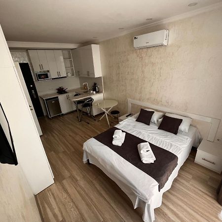 27 Floor Apartments Batumi Eksteriør bilde