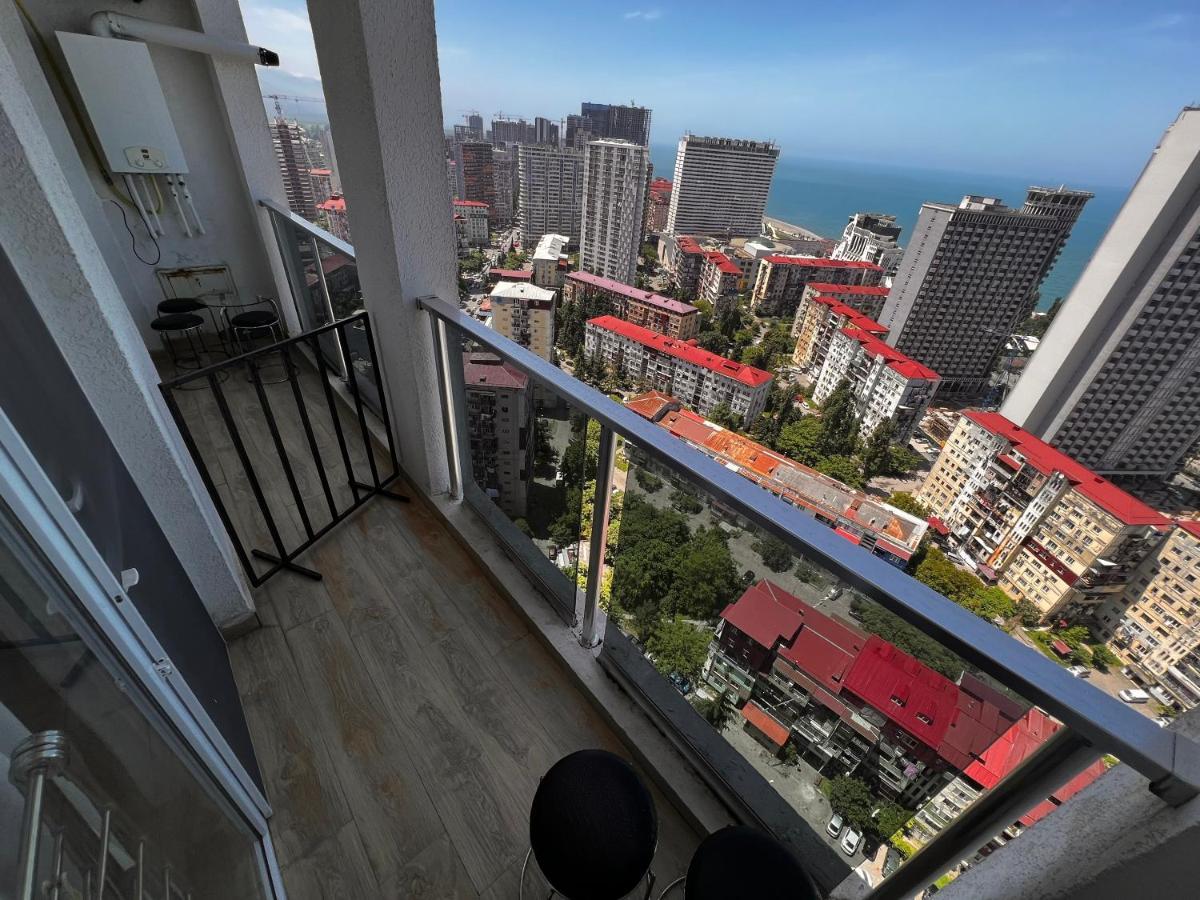 27 Floor Apartments Batumi Eksteriør bilde
