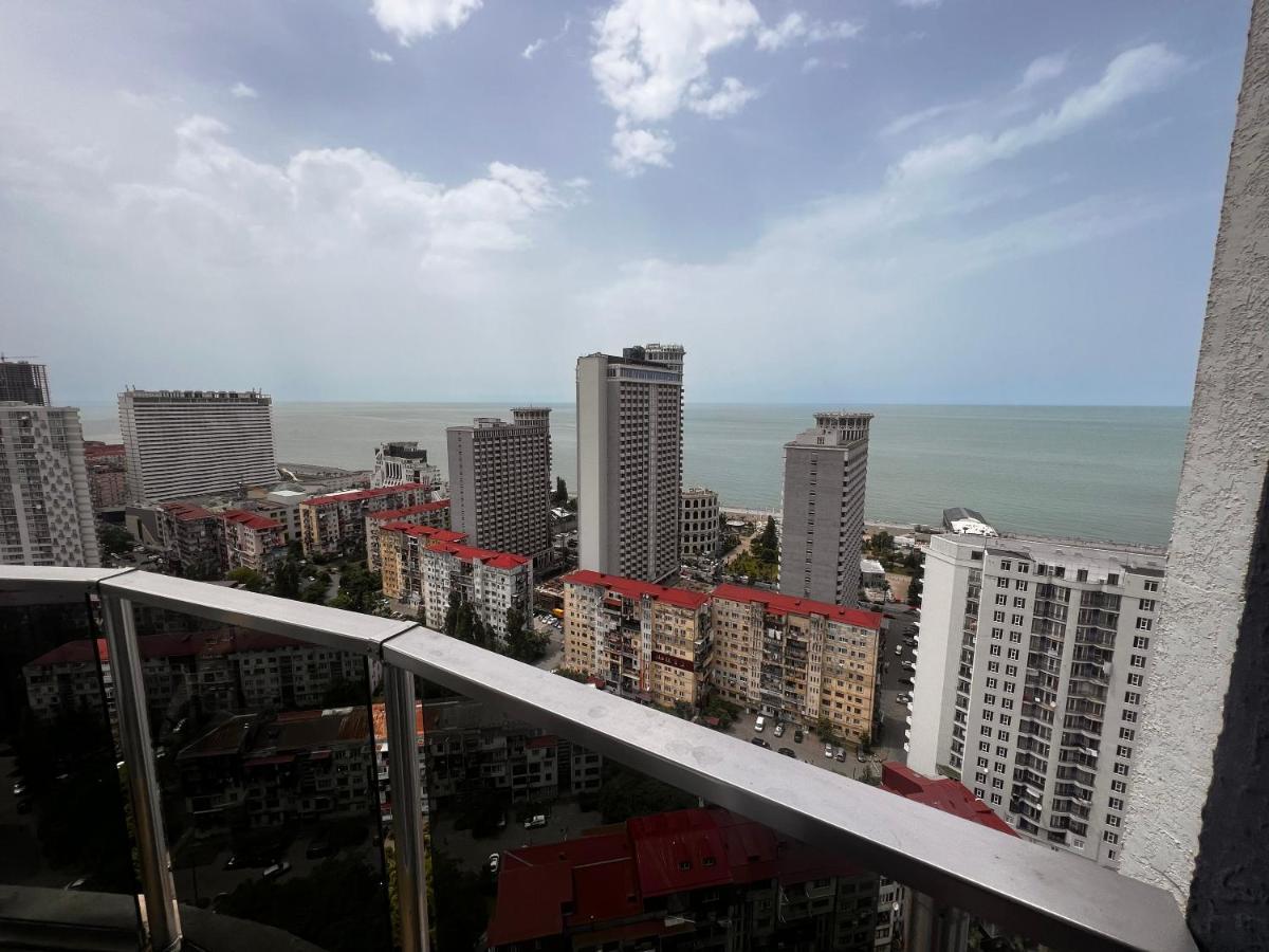 27 Floor Apartments Batumi Eksteriør bilde